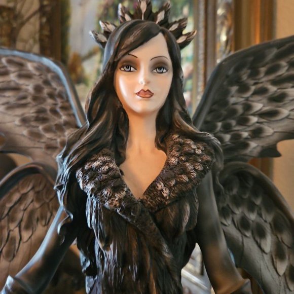 Gothic Dark Angel Queen with Raven See More by Trinx.Very Detailed 22.5'' H X 8D - Picture 2 of 10